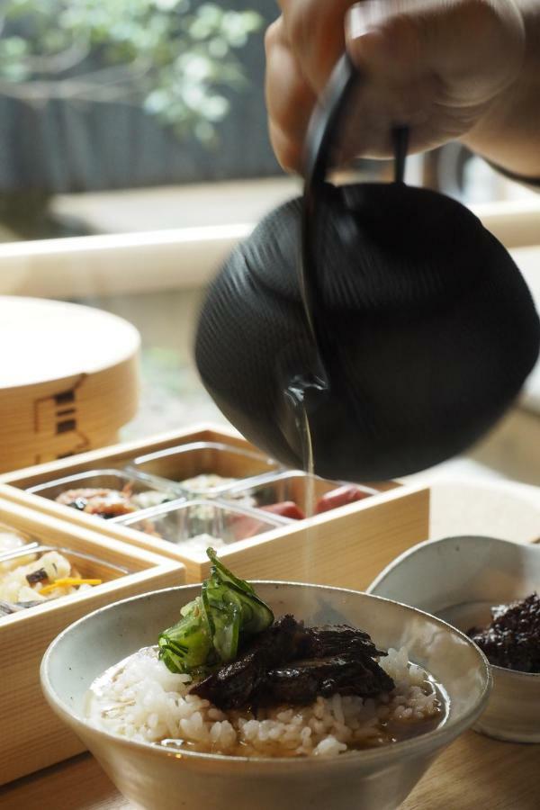 Hotel Koo Otsuhyakucho Bagian luar foto